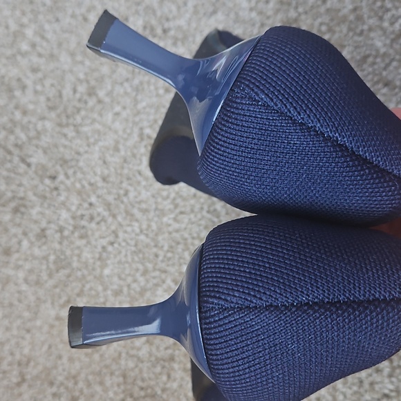 Navy Pointed Kitten Heel Pumps - Women's Dress Shoes - Picture 7 of 12
